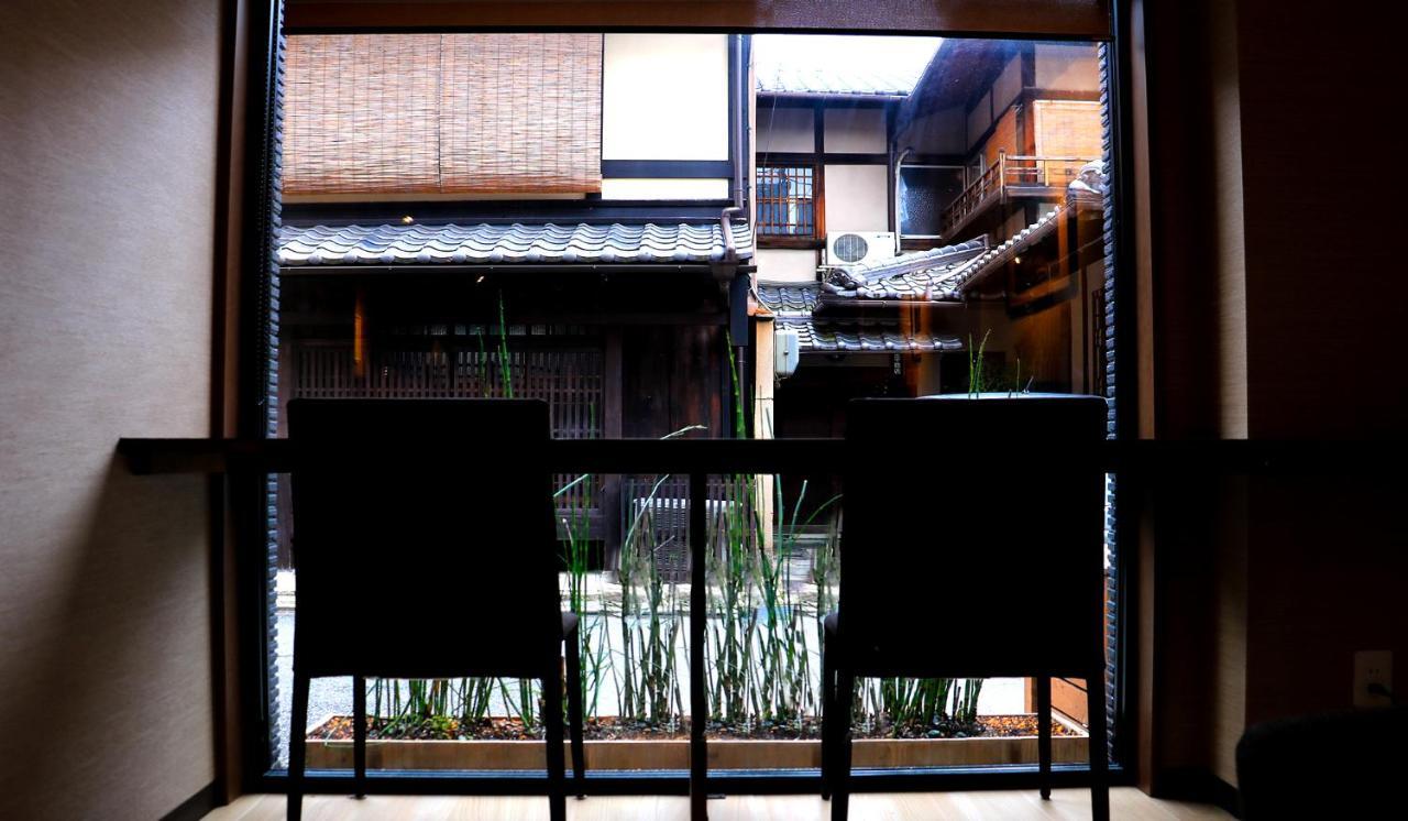Hotel Traveling Bridge Nijojo Kyōto Esterno foto